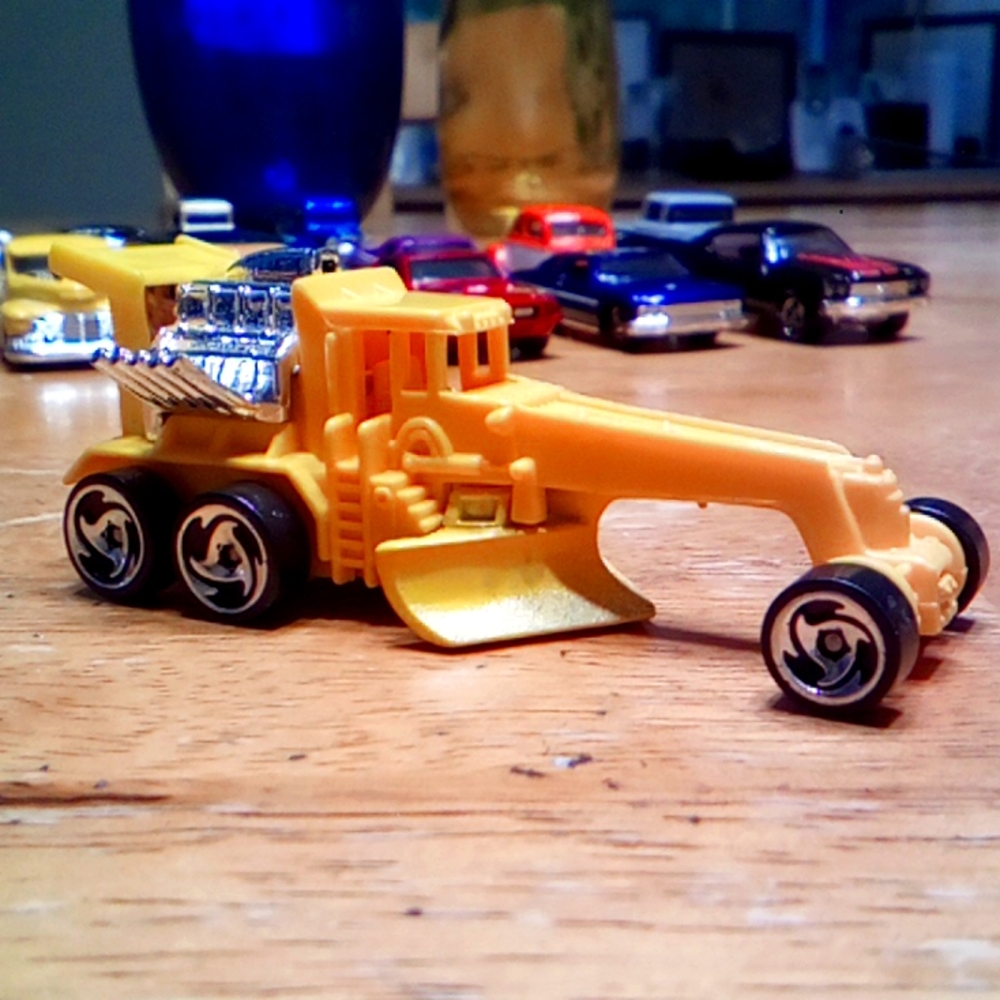 Hot wheels street cleaver